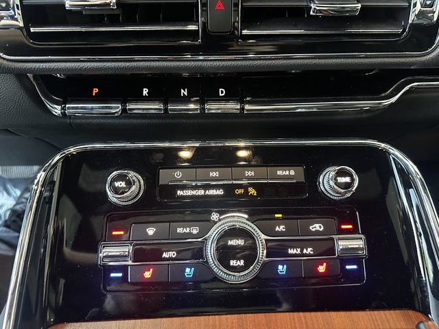 Certified 2024 Lincoln Navigator Reserve AWD/4WD image 23