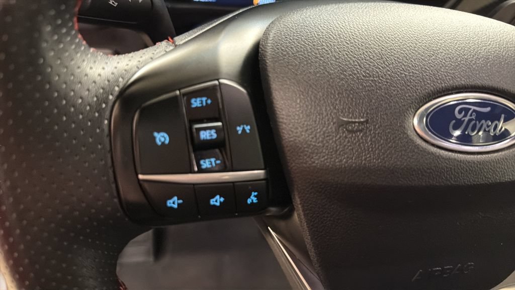 Used 2024 Ford Escape ST-Line AWD/4WD image 18