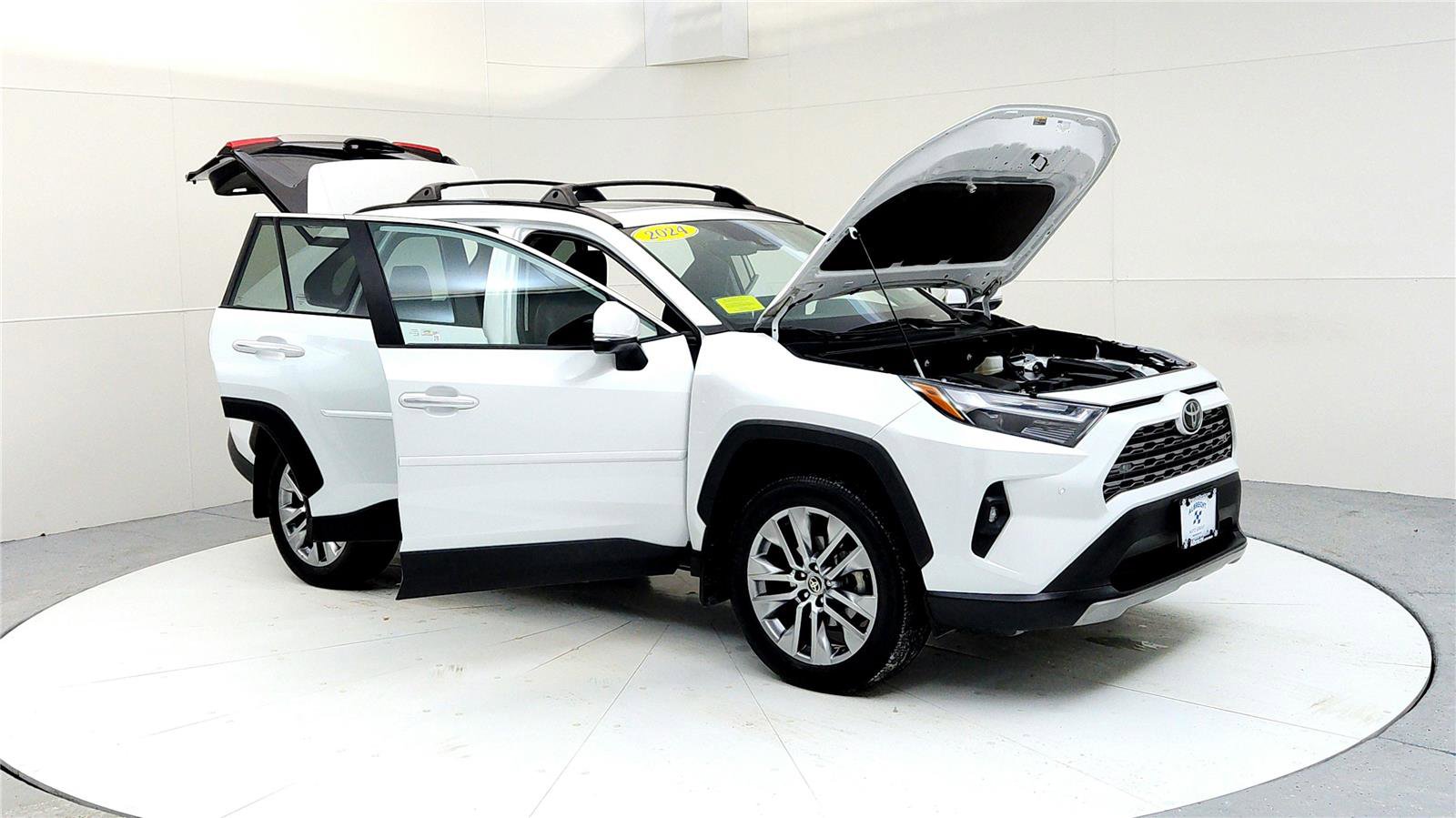 Used 2024 Toyota RAV4 Limited w/ Weather Package image 12
