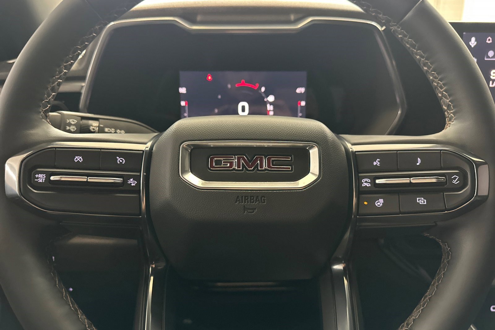 Used 2023 GMC Canyon AT4 w/ AT4 Premium Package image 16