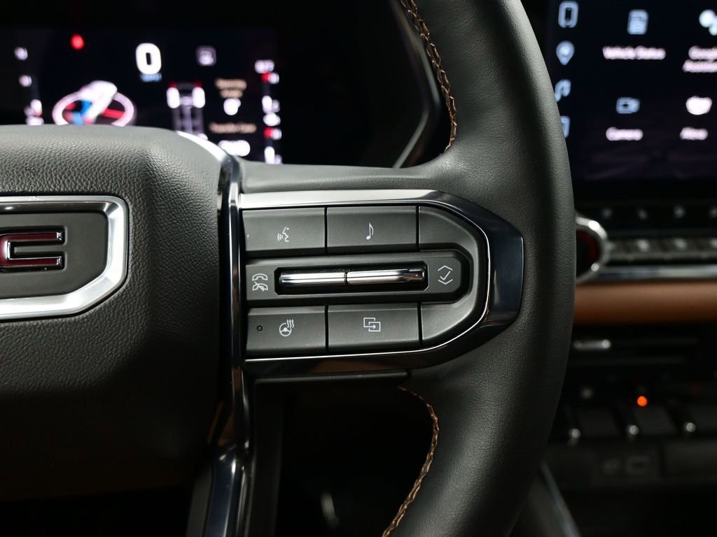 Used 2023 GMC Canyon AT4 w/ AT4 Premium Package AWD/4WD image 18