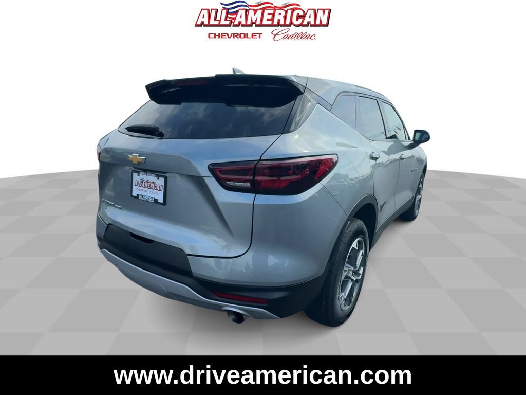 Used 2025 Chevrolet Blazer LT image 8
