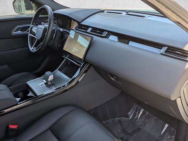 Certified 2025 Land Rover Range Rover Velar Dynamic SE image 23