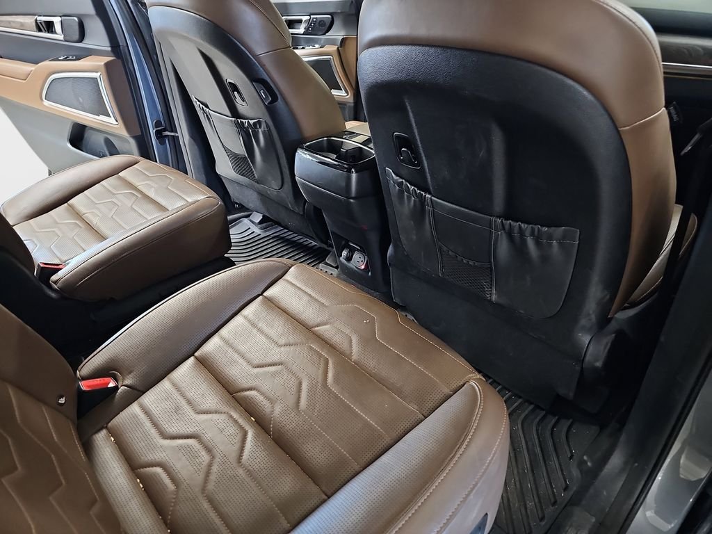 Used 2021 Kia Telluride SX w/ SX Prestige Package AWD/4WD image 13