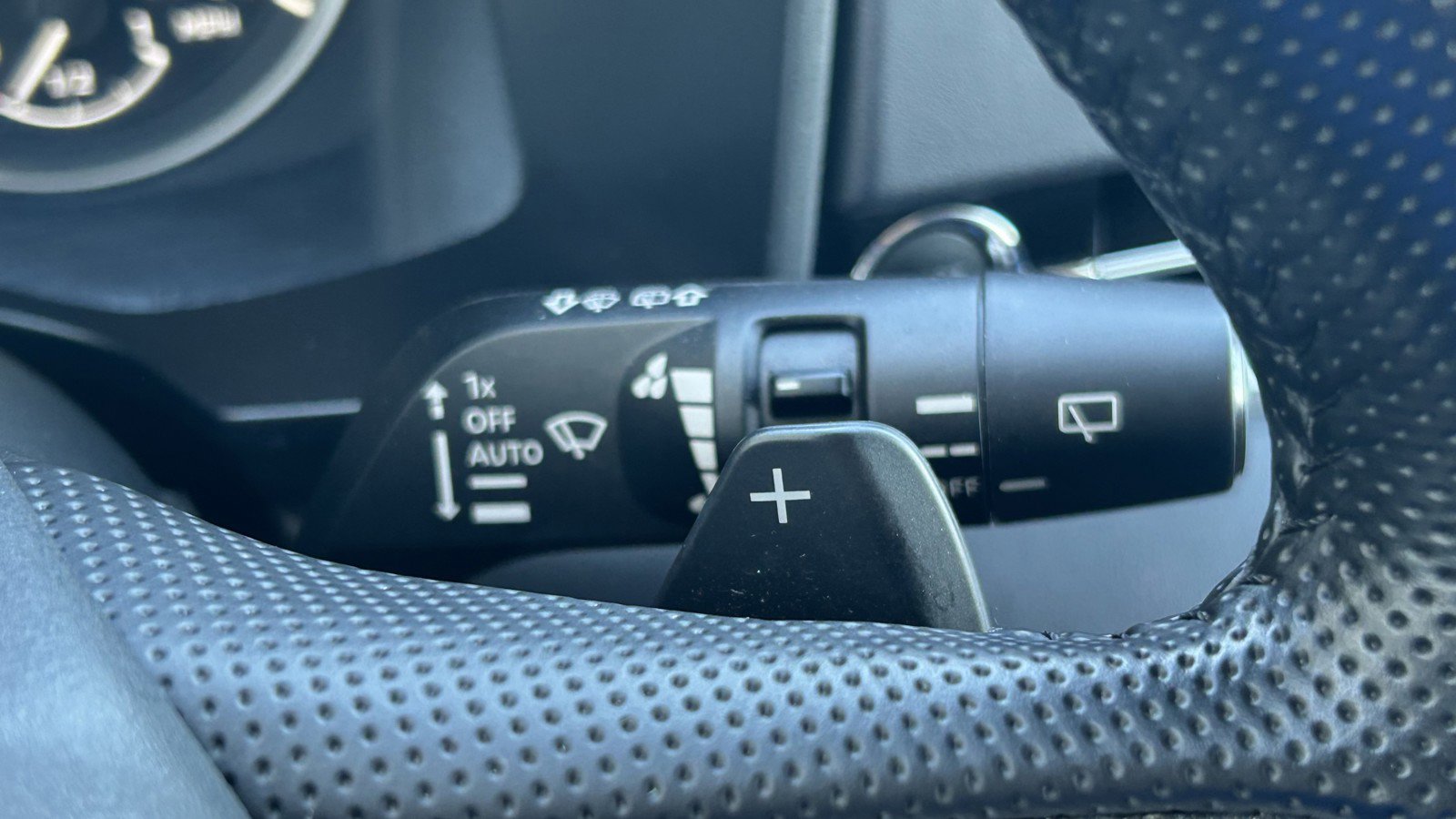 Used 2024 Mitsubishi Outlander SE image 26