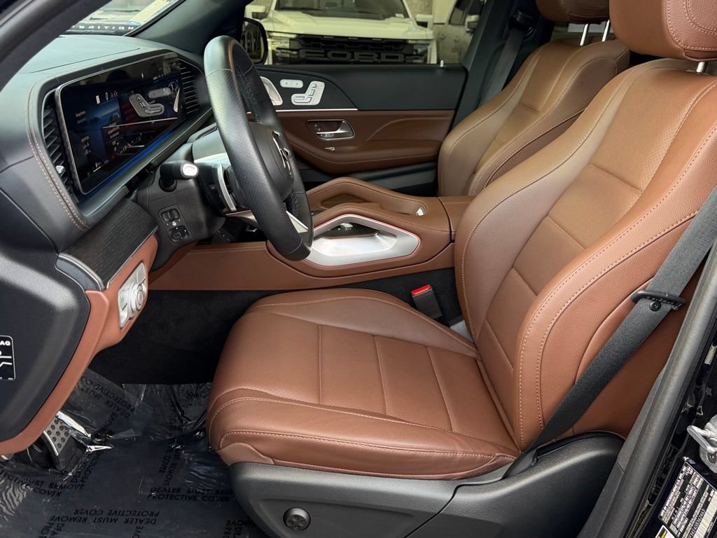 Used 2025 Mercedes-Benz GLS 450 4MATIC image 22