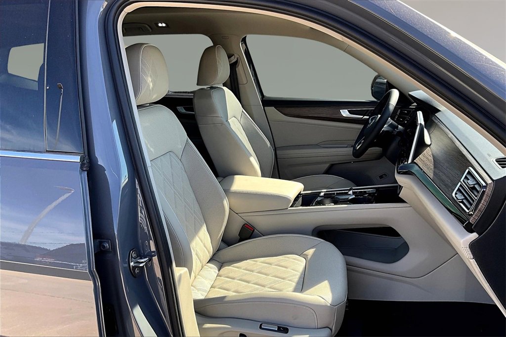 New 2026 Volkswagen Atlas SEL Premium R-Line image 11