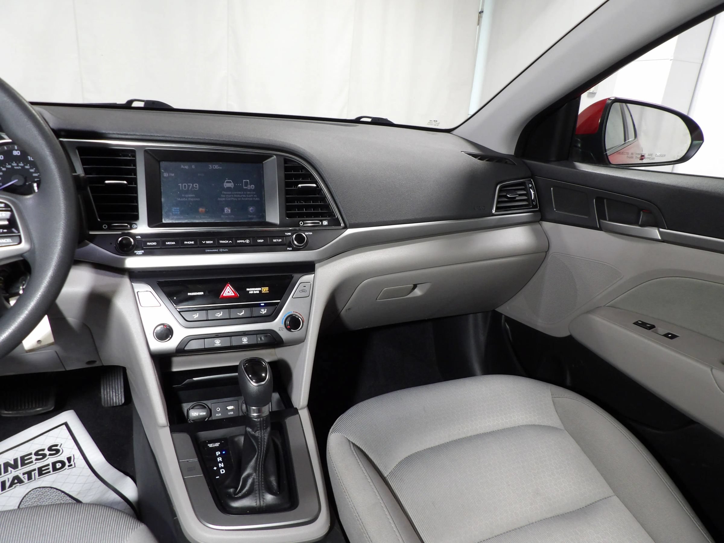 Used 2017 Hyundai Elantra SE FWD image 10