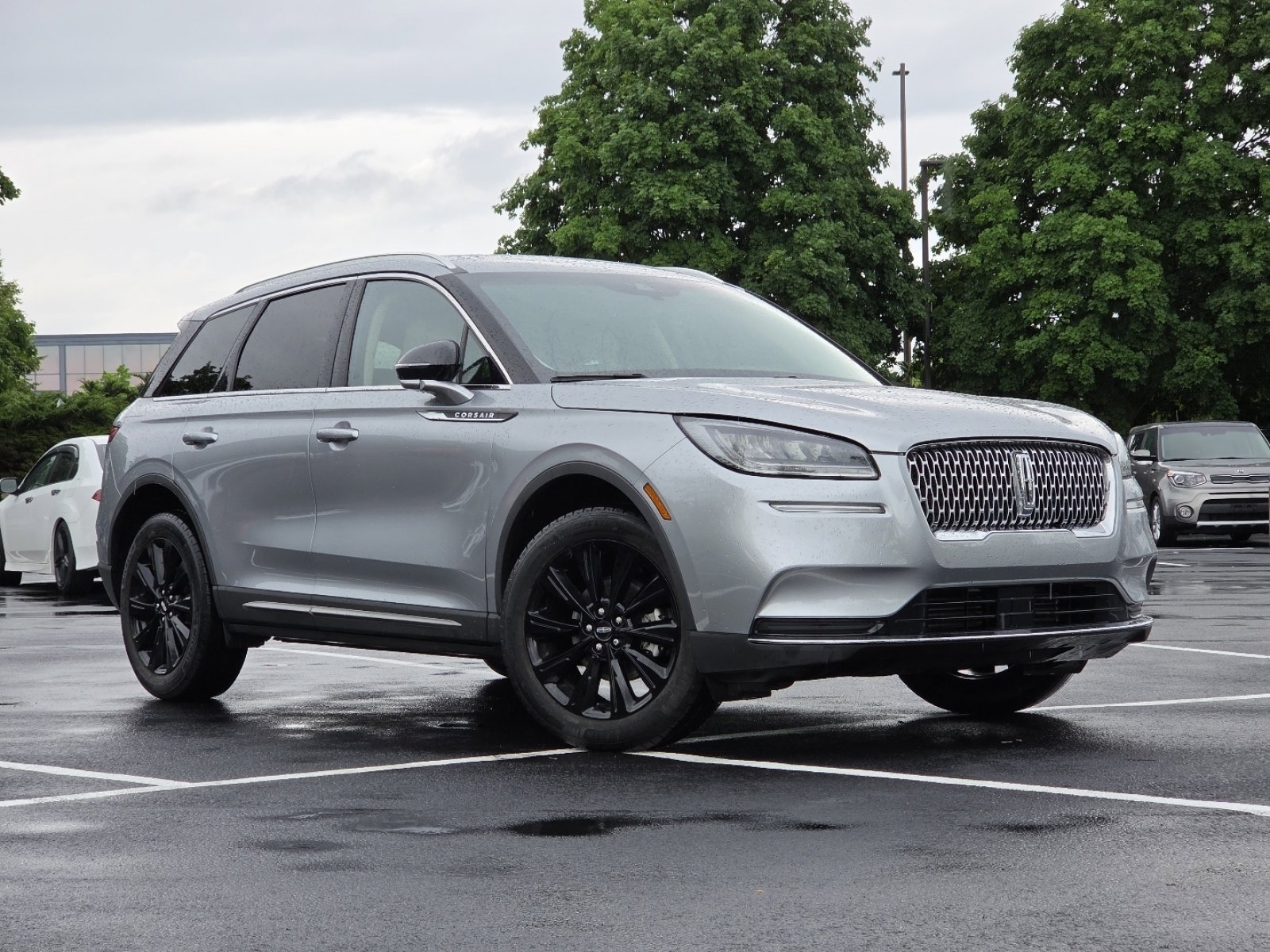 Used 2022 Lincoln Corsair Reserve w/ Elements Package FWD video 2