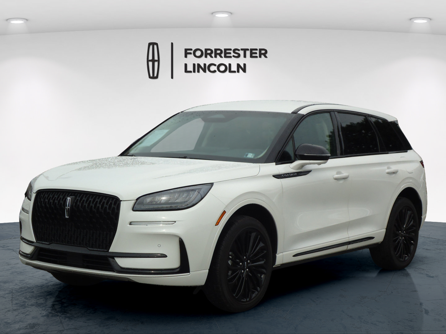 Used 2023 Lincoln Corsair AWD w/ Equipment Group 101A image 7