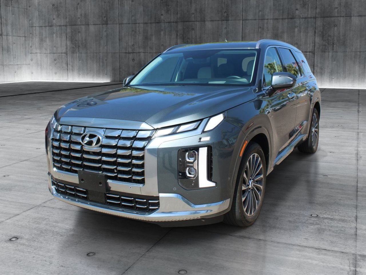 Used 2024 Hyundai Palisade Calligraphy AWD/4WD image 13