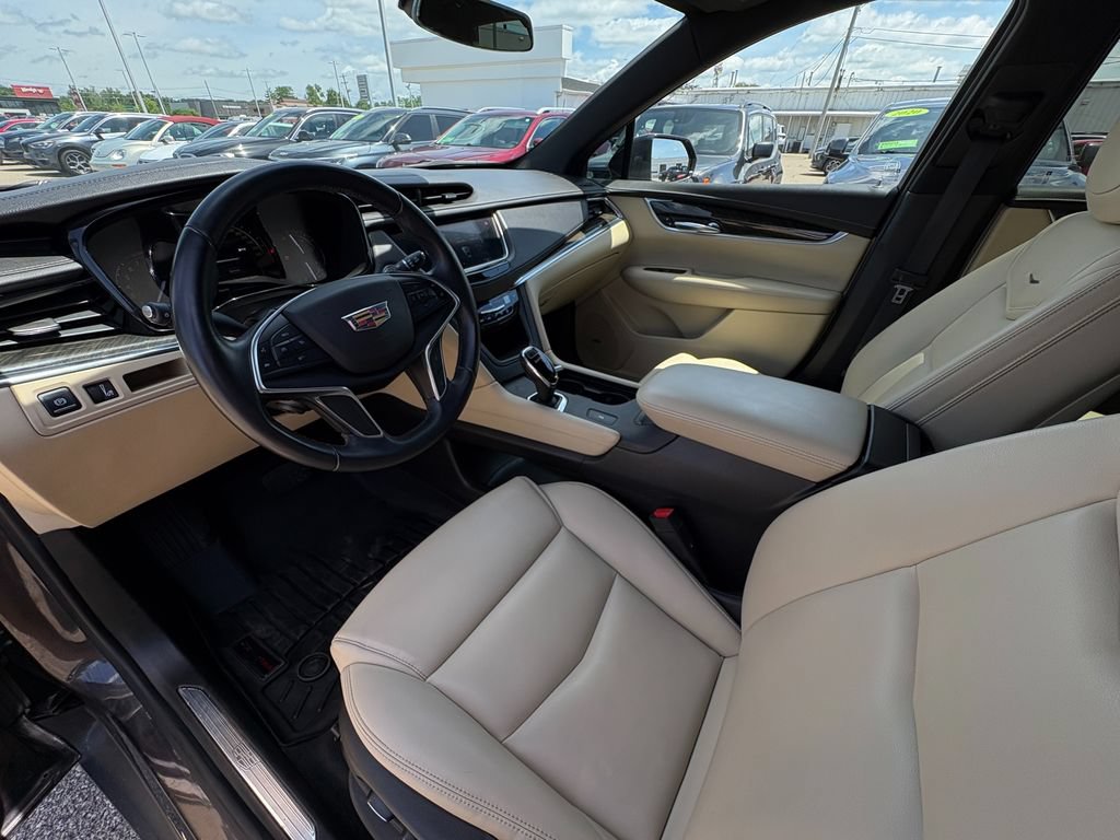 Used 2018 Cadillac XT5 FWD image 12