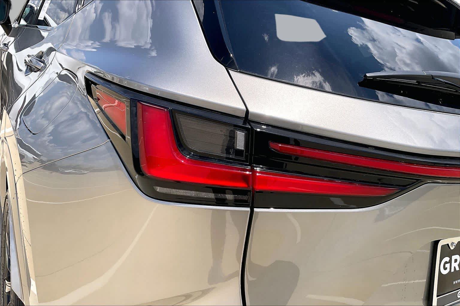 New 2026 Lexus NX 350 F Sport AWD/4WD image 6