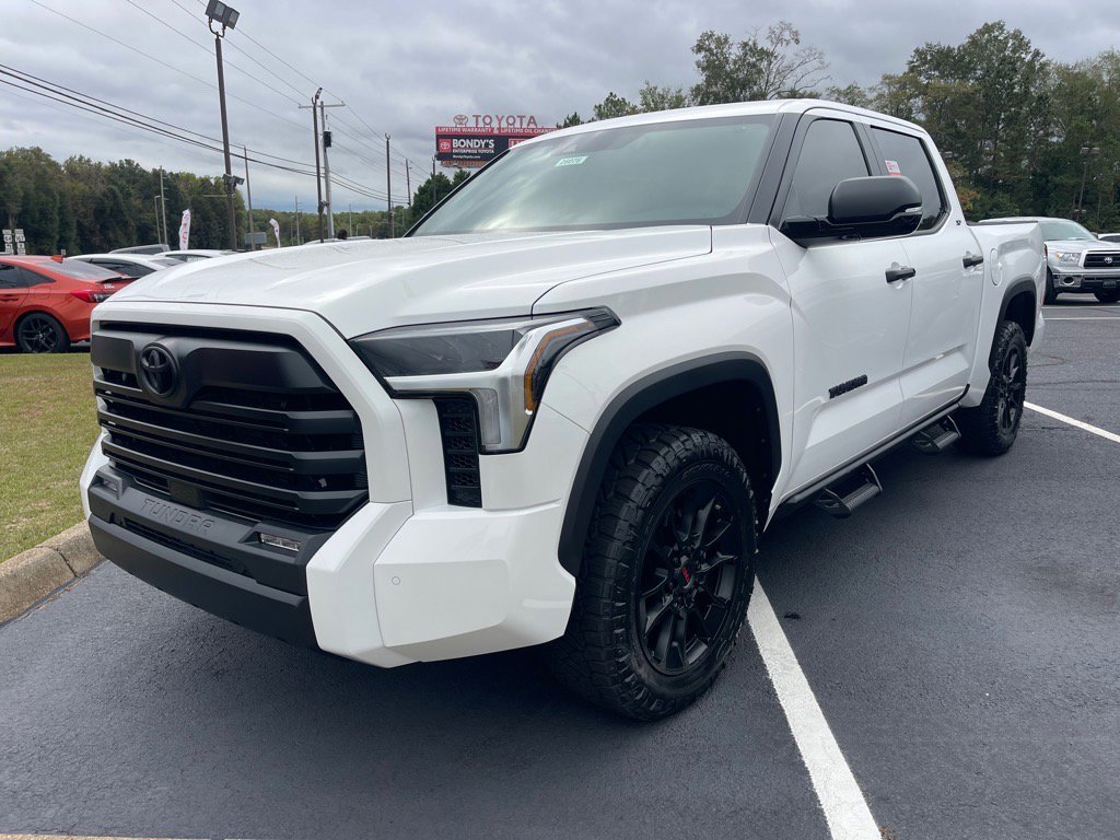 New 2026 Toyota Tundra SR5 image 3