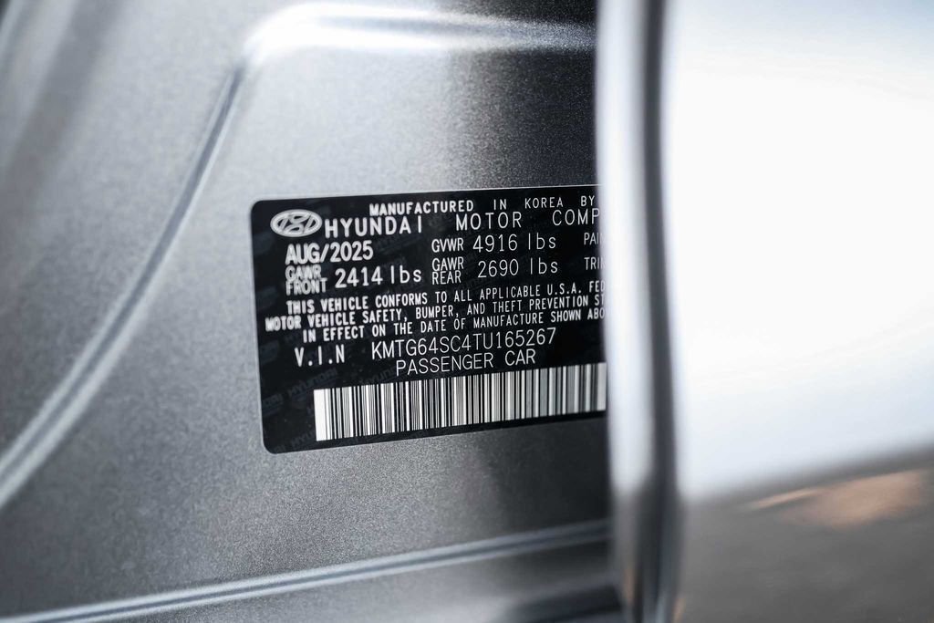 New 2026 Genesis G70 2.5T image 15