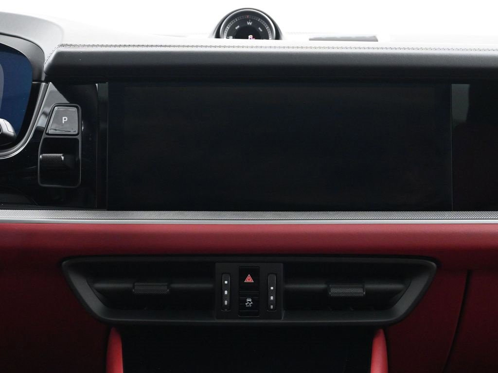 Certified 2026 Porsche Cayenne Coupe image 11