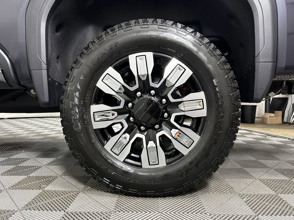 New 2025 GMC Sierra 2500 Denali w/ Denali Reserve Package image 19