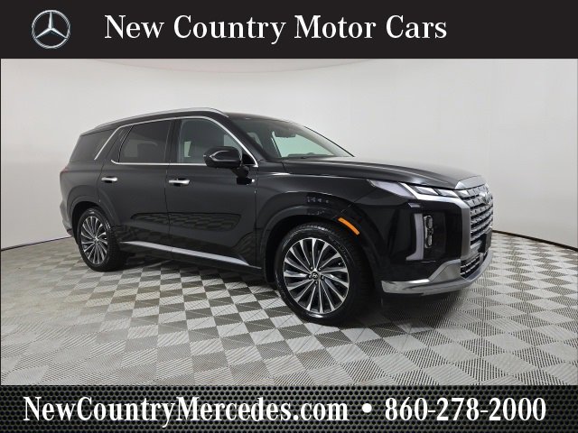 Used 2023 Hyundai Palisade Calligraphy w/ Winter Package image 1