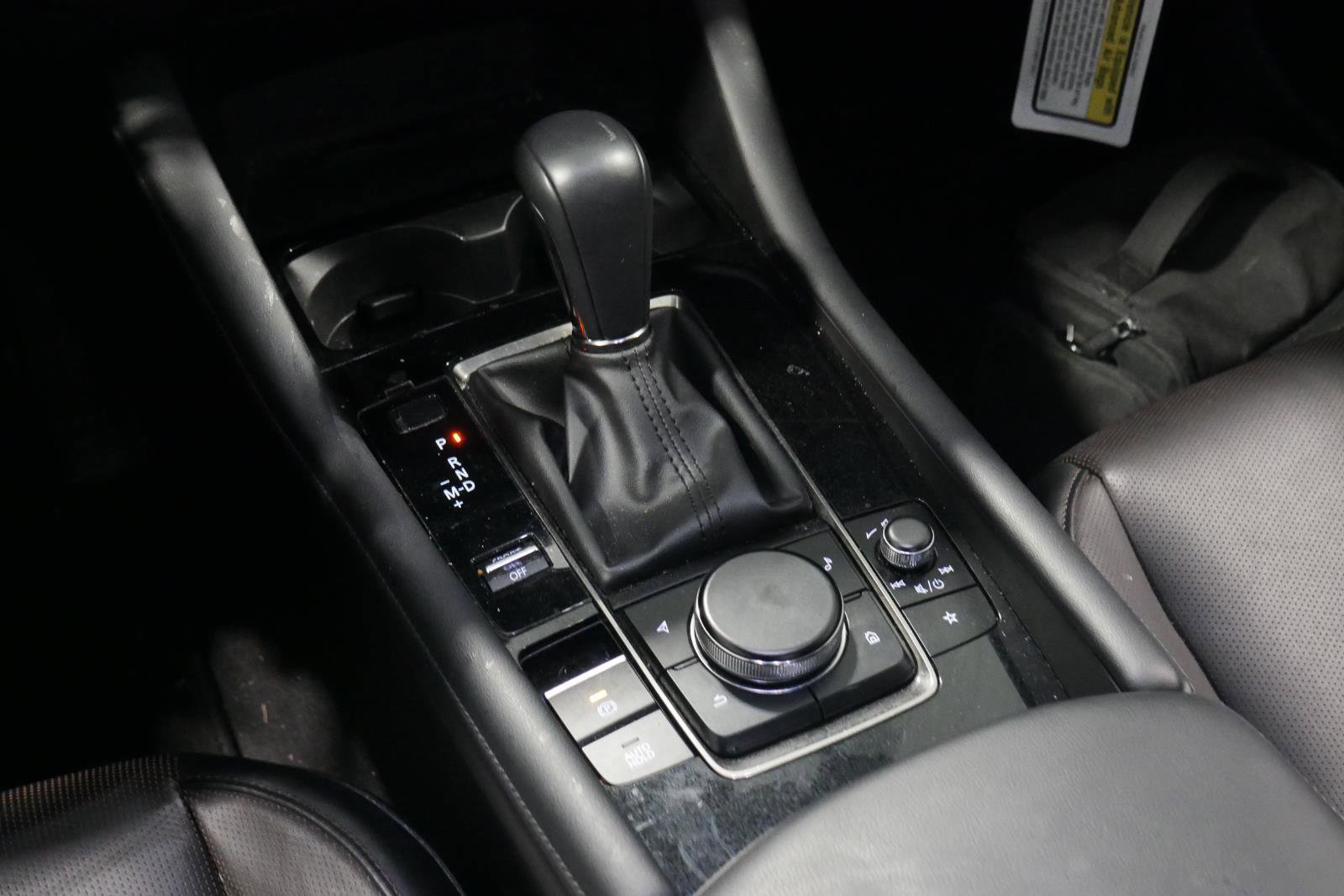 Certified 2025 MAZDA MAZDA3 Hatchback w/Premium Plus Pkg image 23