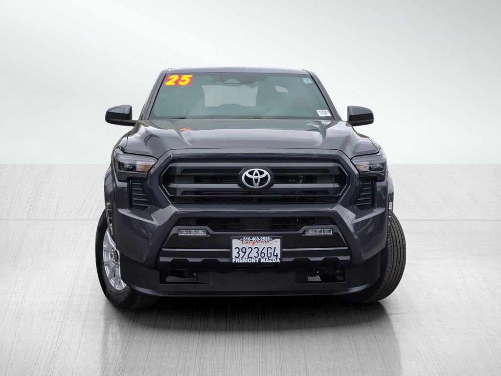 Used 2025 Toyota Tacoma SR5 image 2