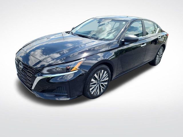 Used 2025 Nissan Altima 2.5 SV