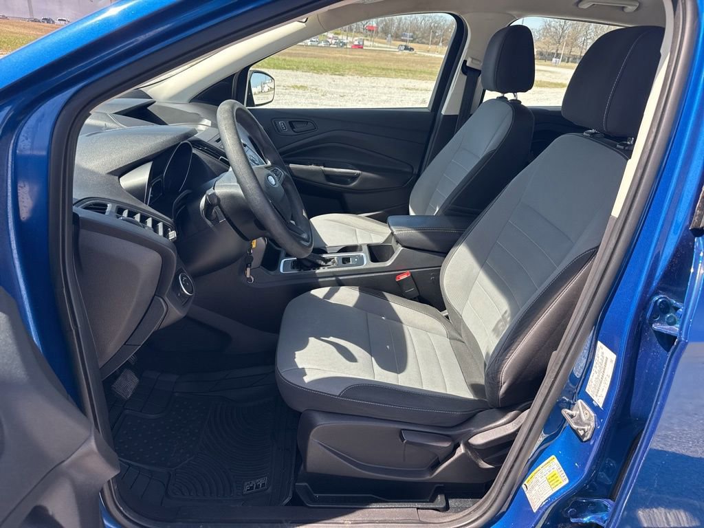 Used 2017 Ford Escape S image 19