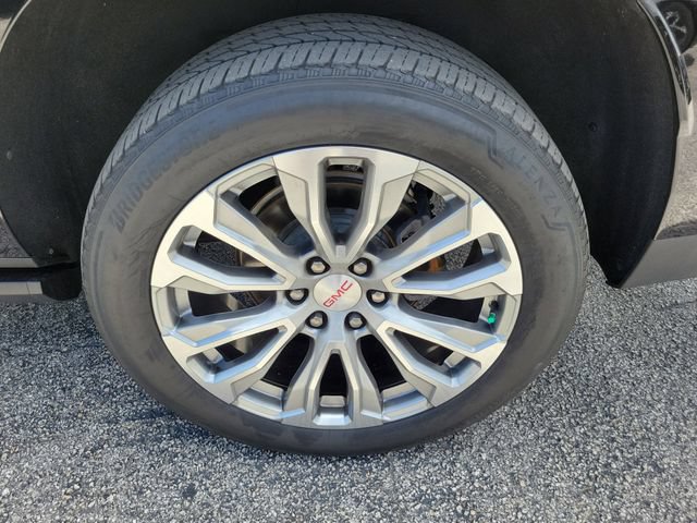 Used 2022 GMC Yukon XL Denali AWD/4WD image 6