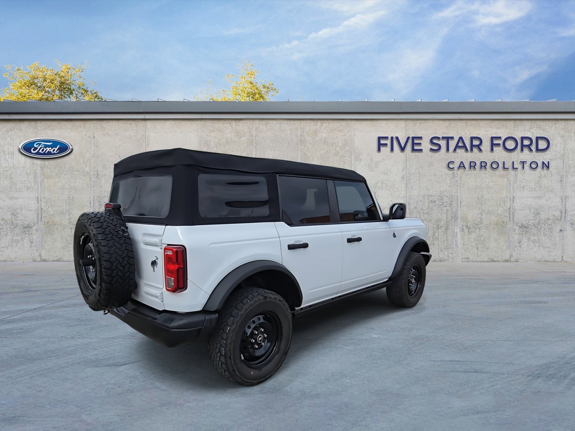 Used 2023 Ford Bronco Black Diamond image 8