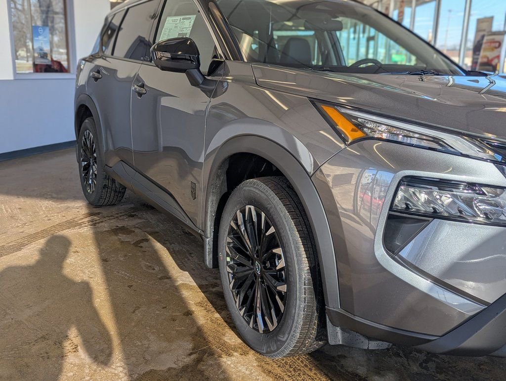 New 2026 Nissan Rogue SV image 10