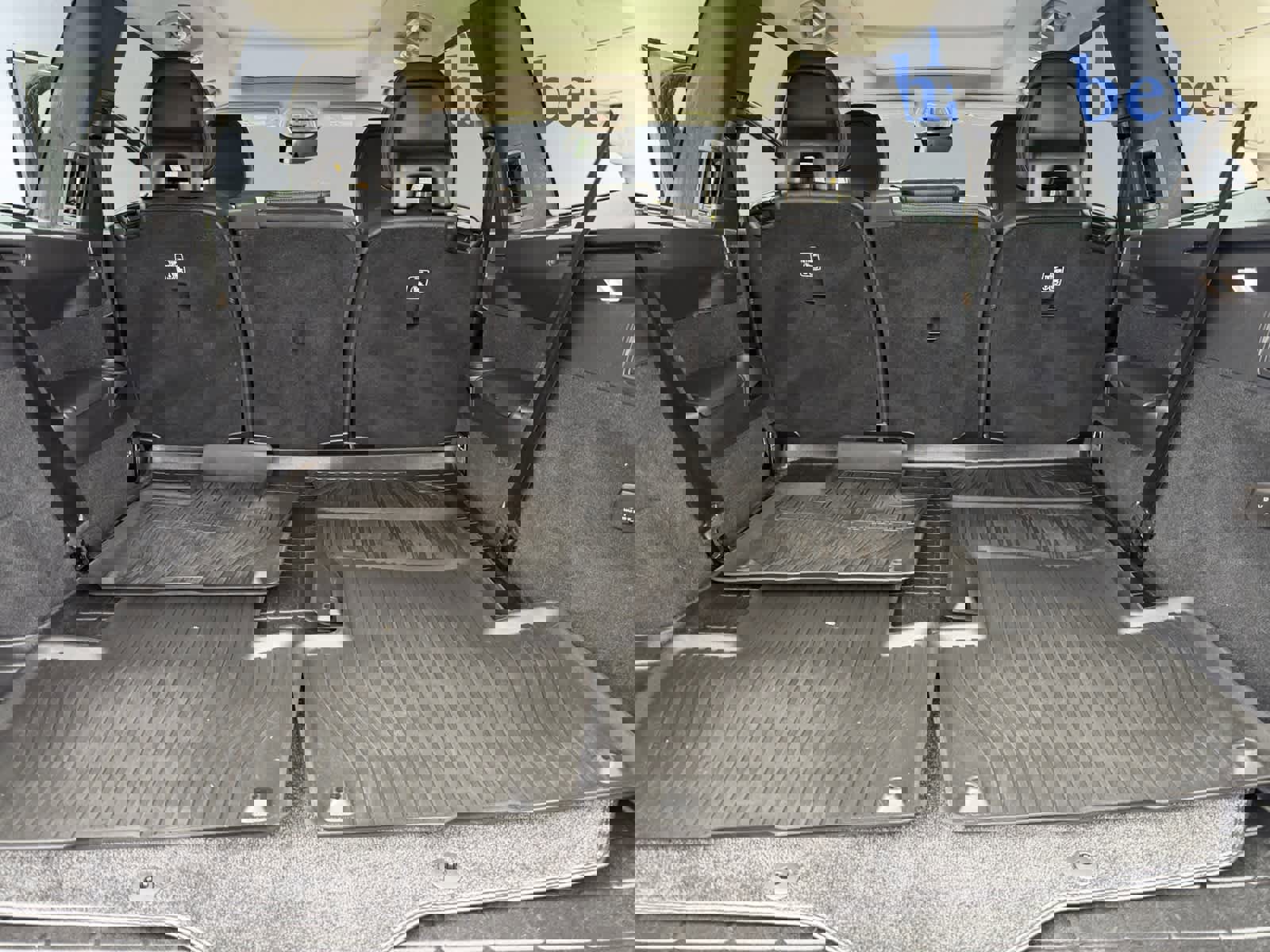 Used 2023 Volvo XC90 B6 Plus w/ Protection Package image 4