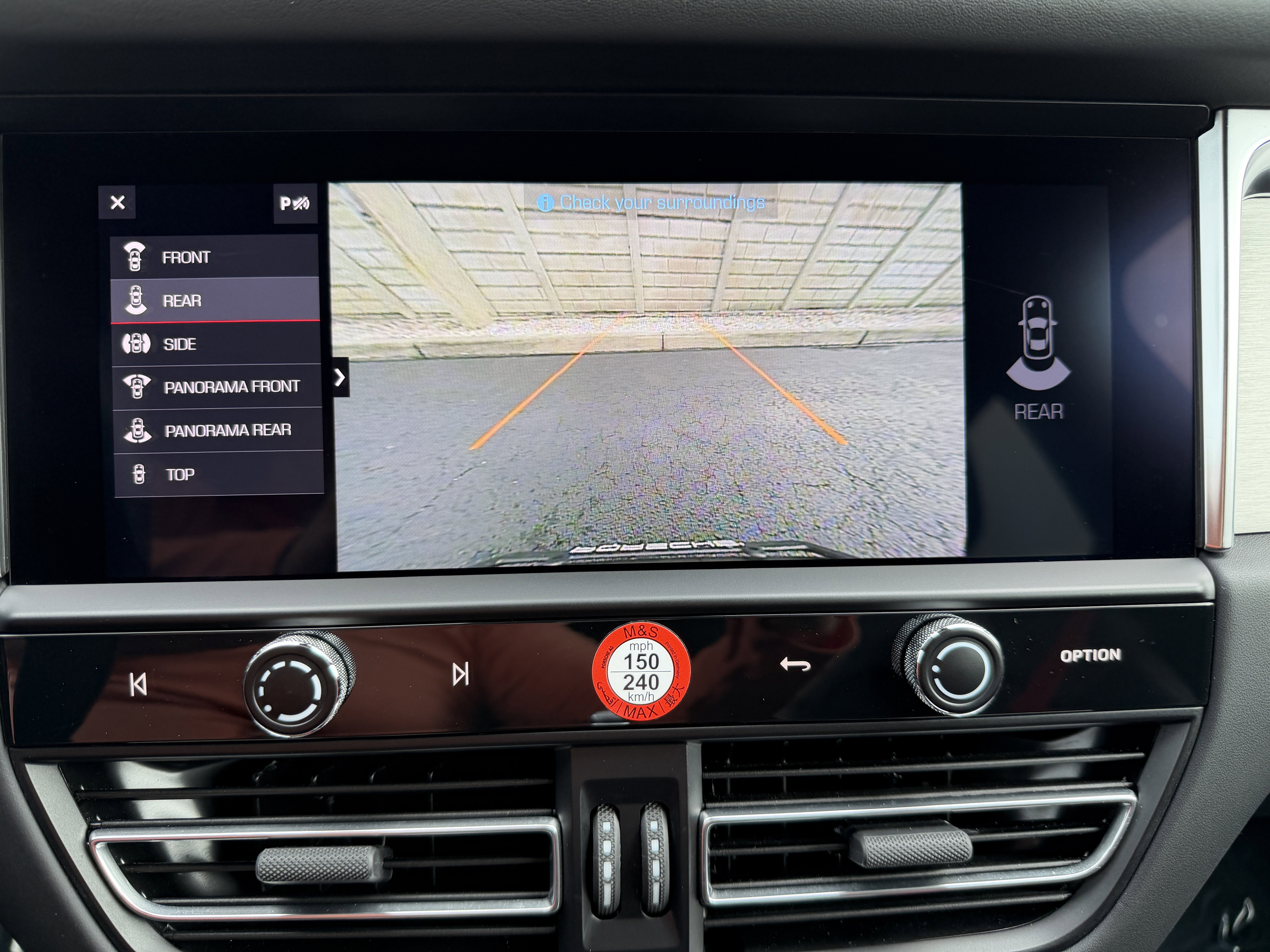 Certified 2022 Porsche Macan GTS image 26