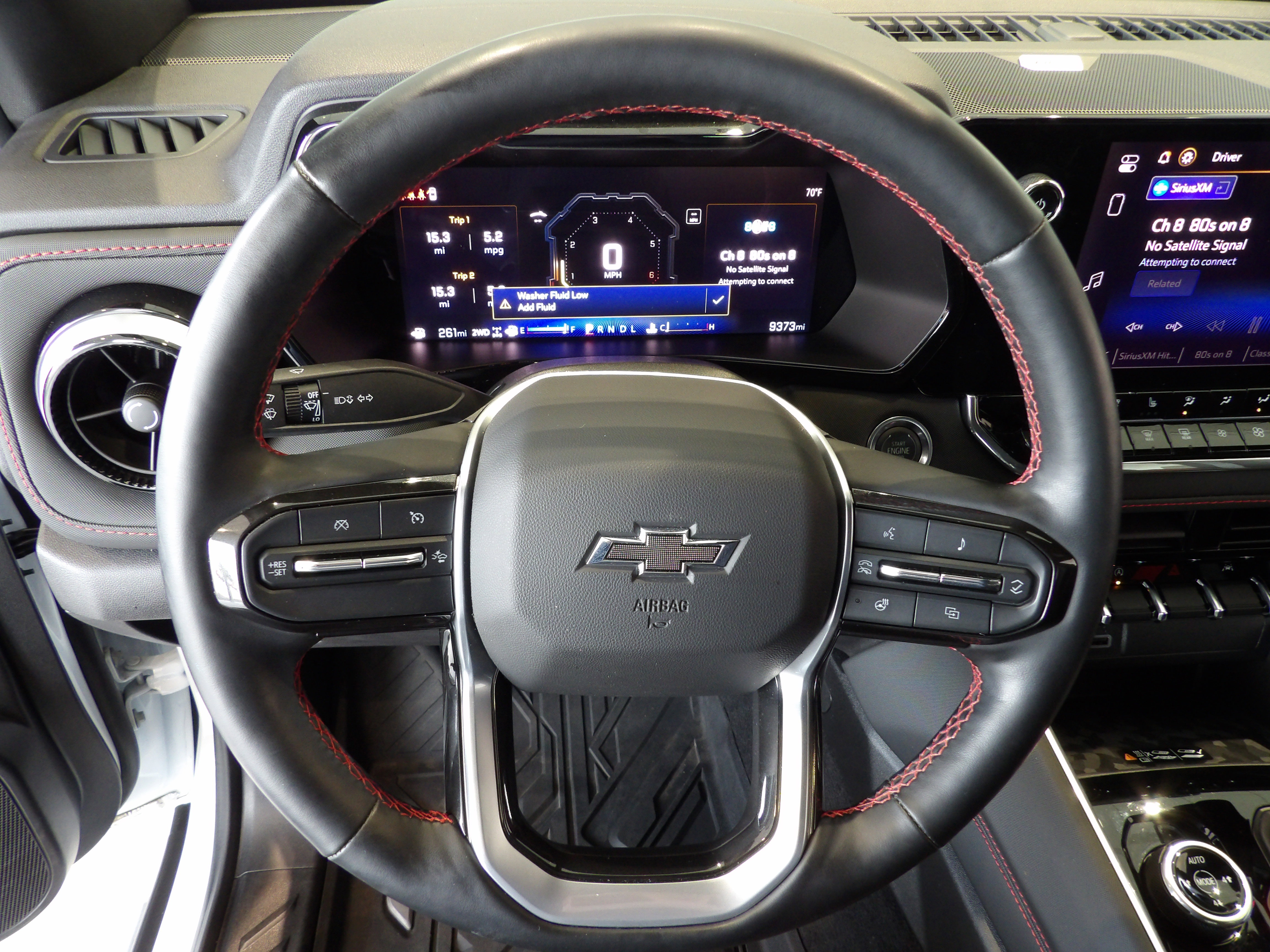 Used 2024 Chevrolet Colorado Z71 w/ Z71 Convenience Package 2 image 11