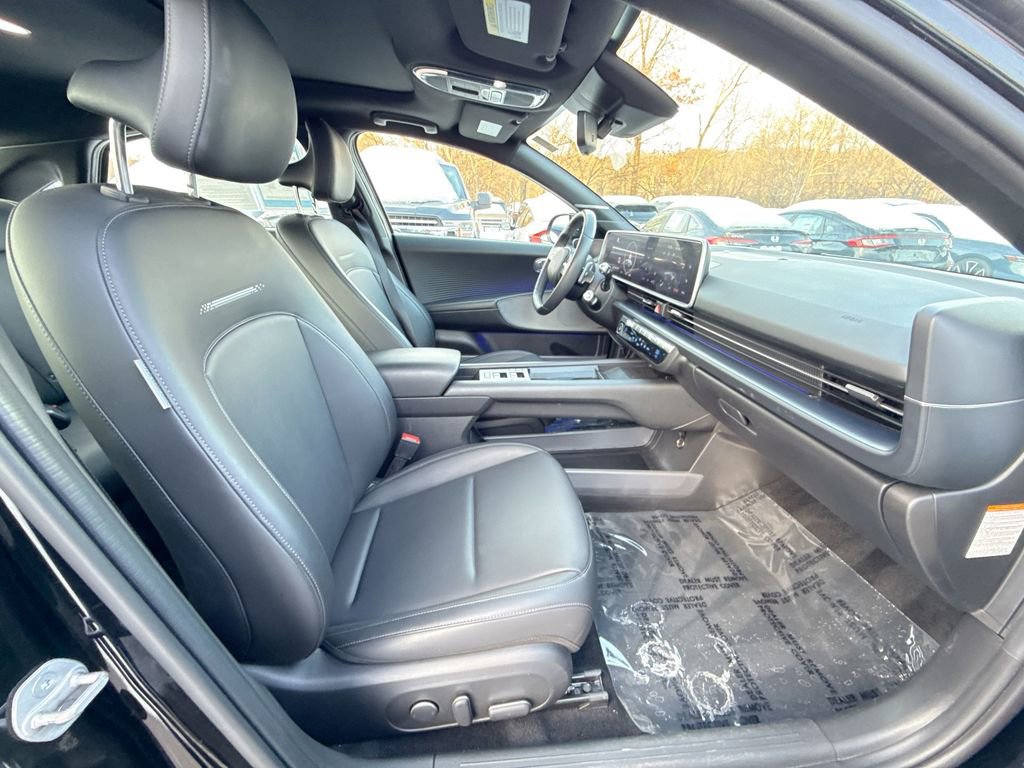 Used 2023 Hyundai Ioniq 6 Limited image 26
