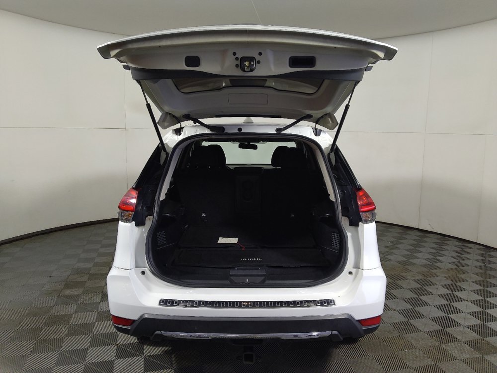 Used 2018 Nissan Rogue S AWD/4WD image 29