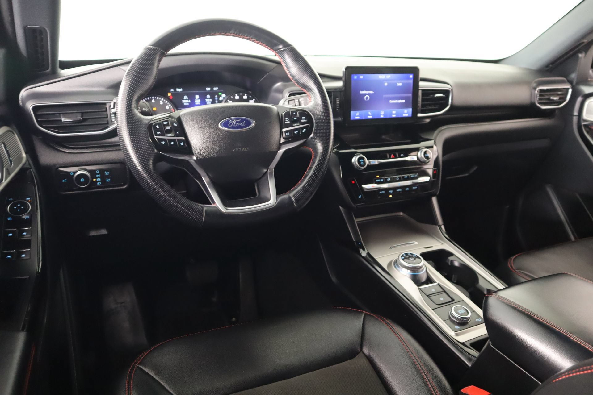 Used 2022 Ford Explorer ST-Line AWD/4WD image 2