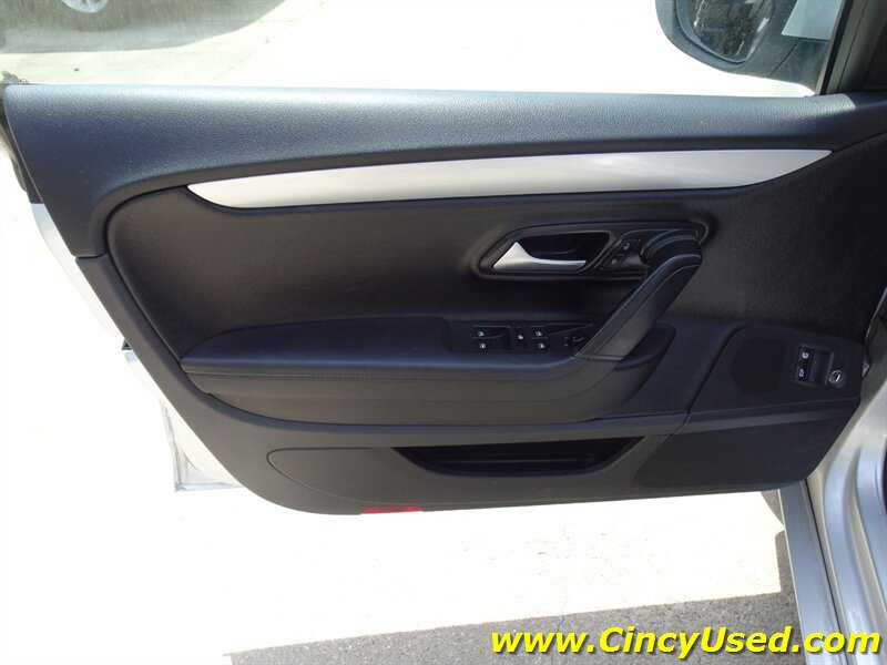Used 2015 Volkswagen CC Sport FWD image 28