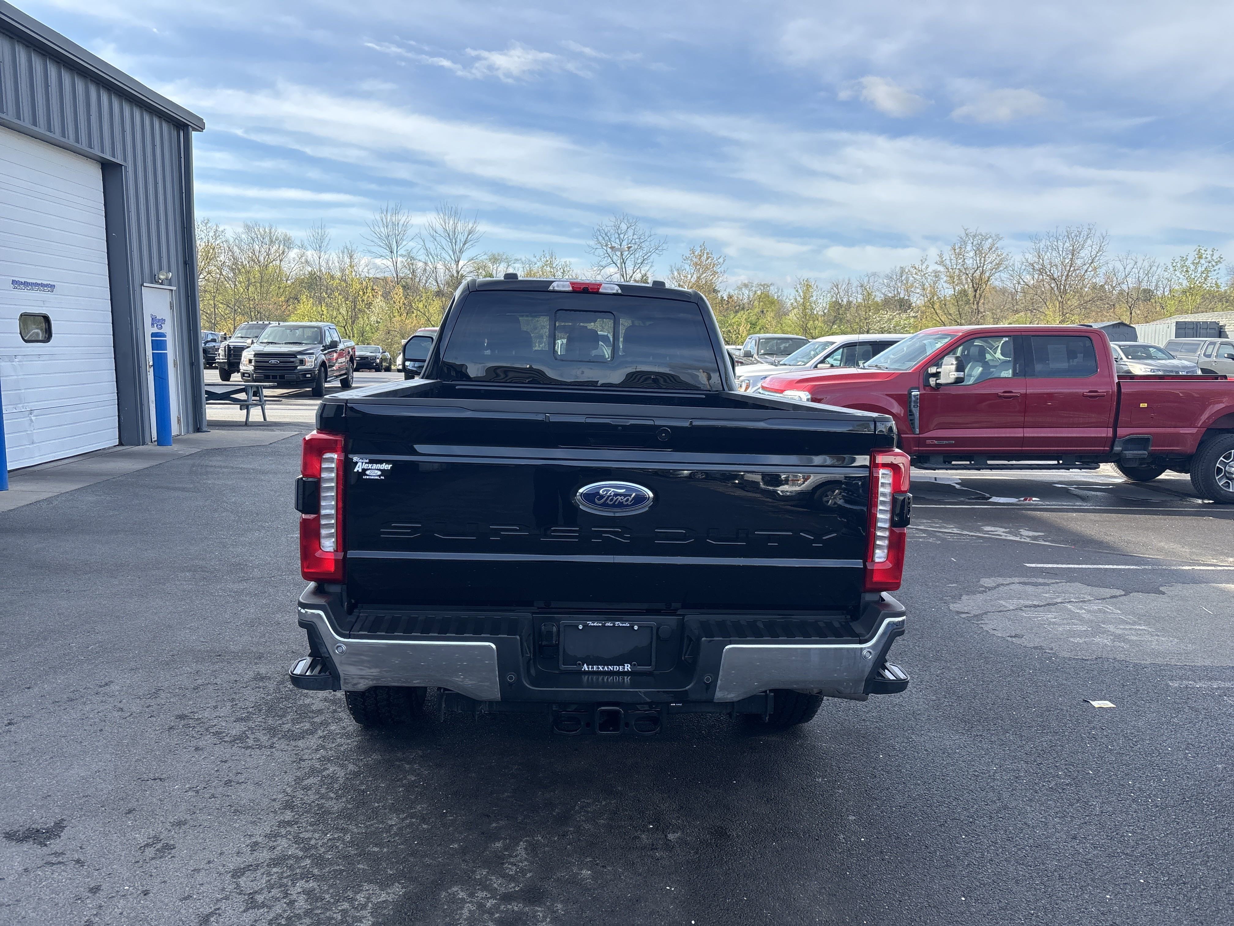 Used 2024 Ford F350 Lariat w/ Camper Package image 4