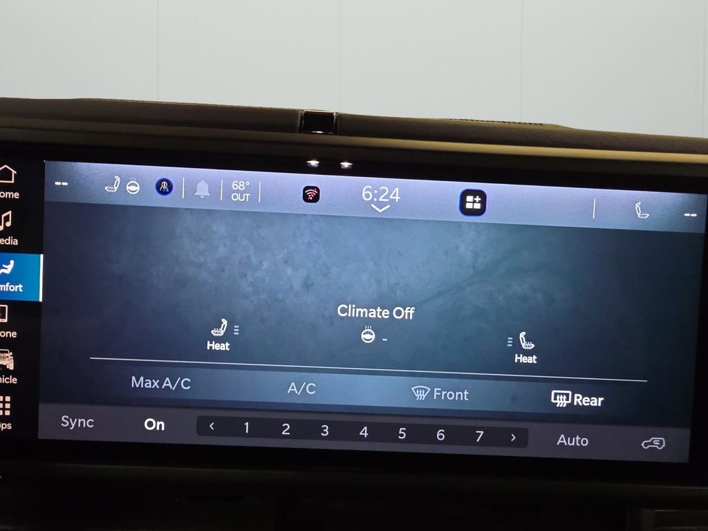 Certified 2025 Jeep Wrangler Unlimited Sahara w/ Safety Group image 11