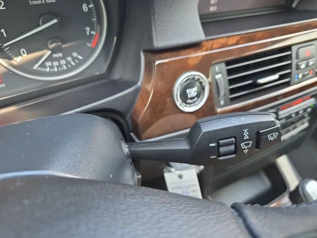 Used 2011 BMW 328i Sedan RWD image 22