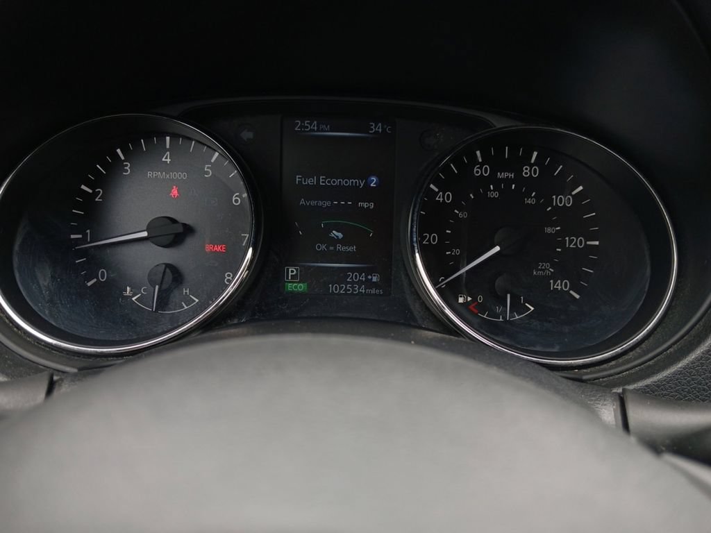 Used 2017 Nissan Rogue SV FWD image 18