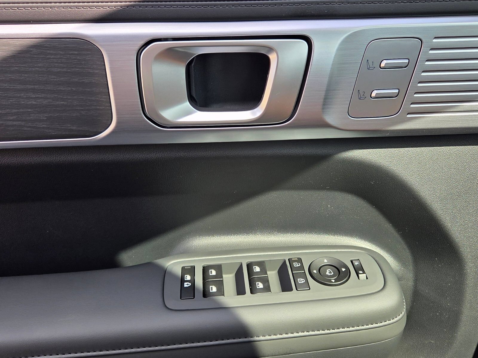 New 2026 Hyundai Santa Fe Limited FWD image 28