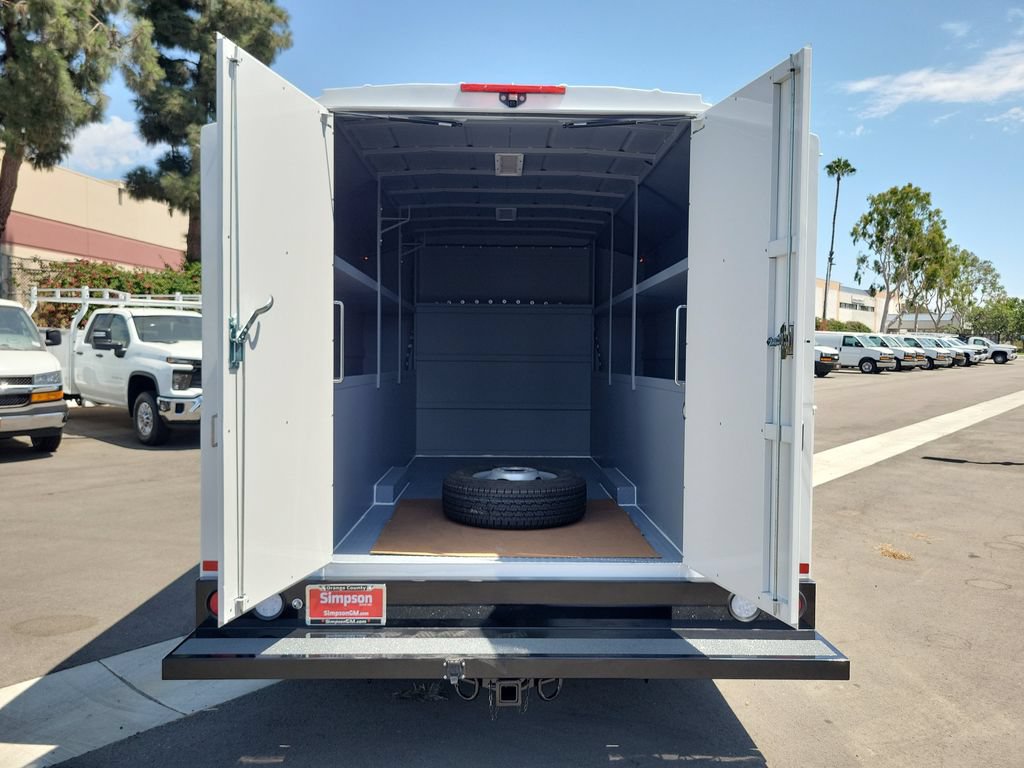 New 2026 Chevrolet Express 3500 w/ Power Convenience Package RWD image 17