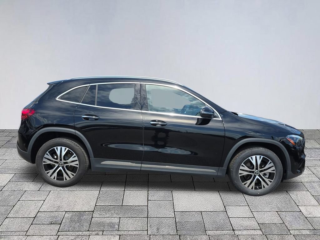 Certified 2025 Mercedes-Benz GLA 250 image 8