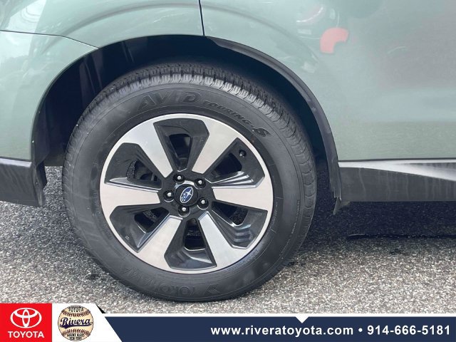 Used 2017 Subaru Forester 2.5i Premium w/ All-Weather Package AWD/4WD image 10