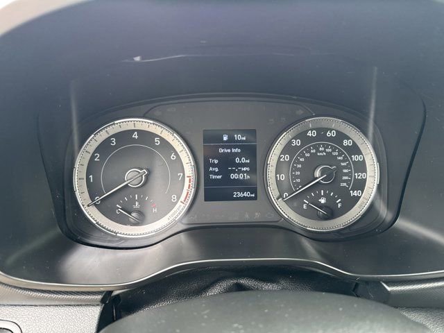 Used 2022 Hyundai Venue Limited image 25