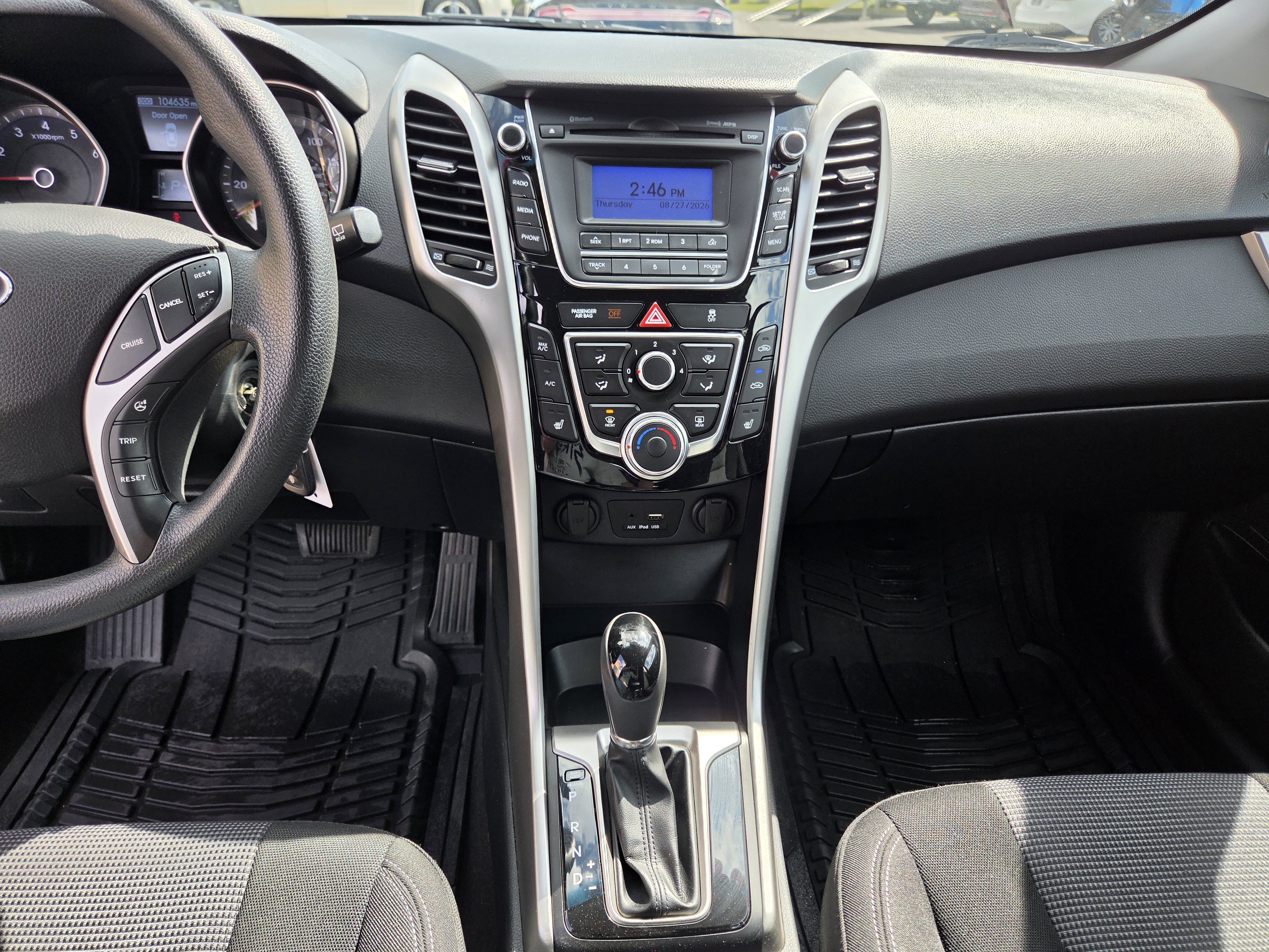 Used 2015 Hyundai Elantra GT FWD image 7