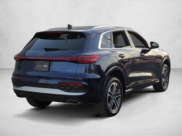 Certified 2025 Audi Q5 Premium w/ Convenience Package image 5