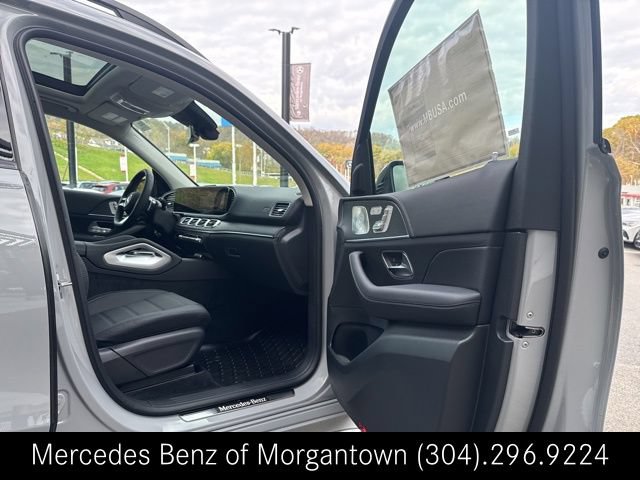 New 2026 Mercedes-Benz GLS 450 4MATIC image 28