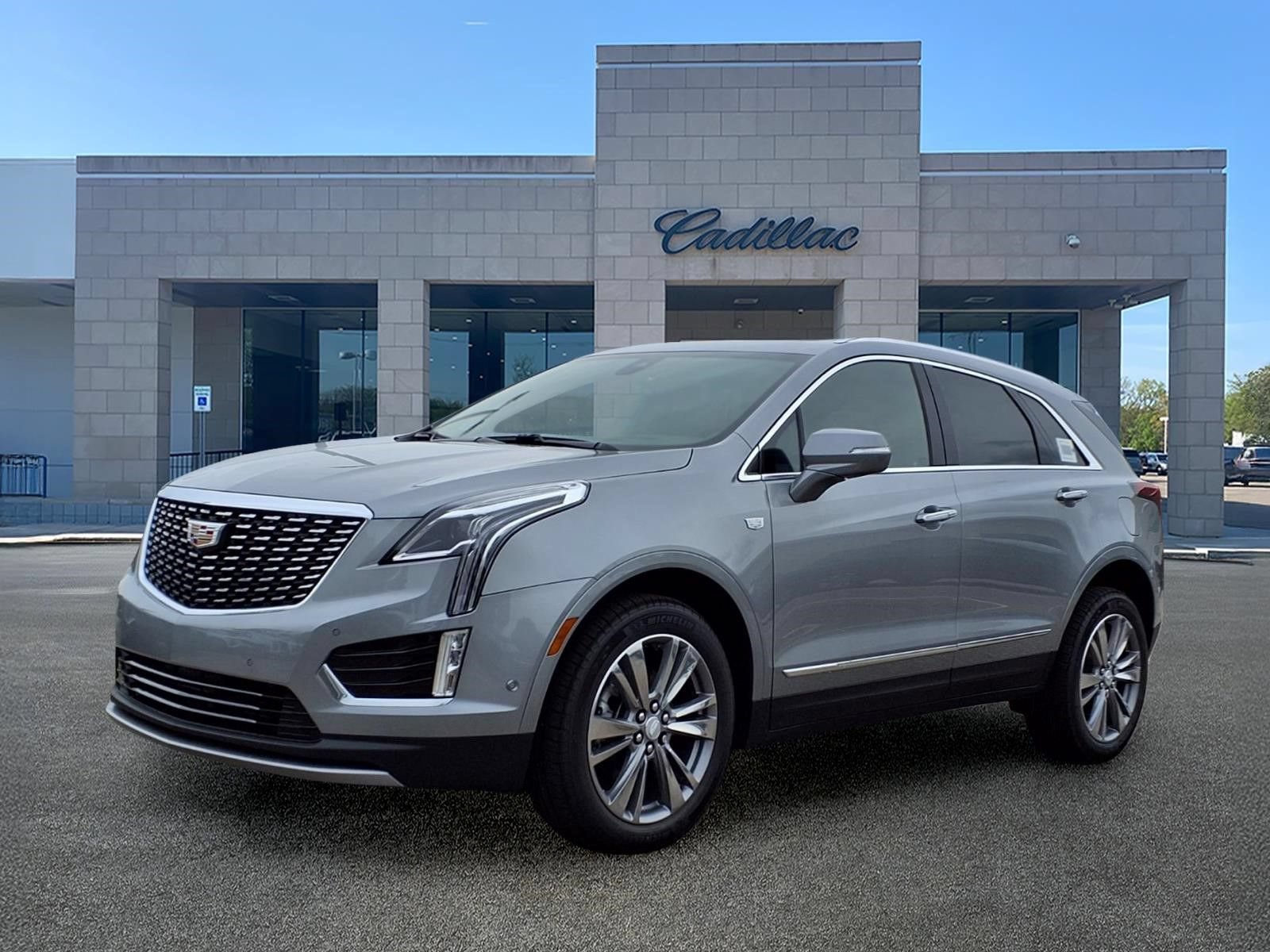 New 2026 Cadillac XT5 Premium Luxury w/ LPO, Floor Liner Package AWD/4WD image 1