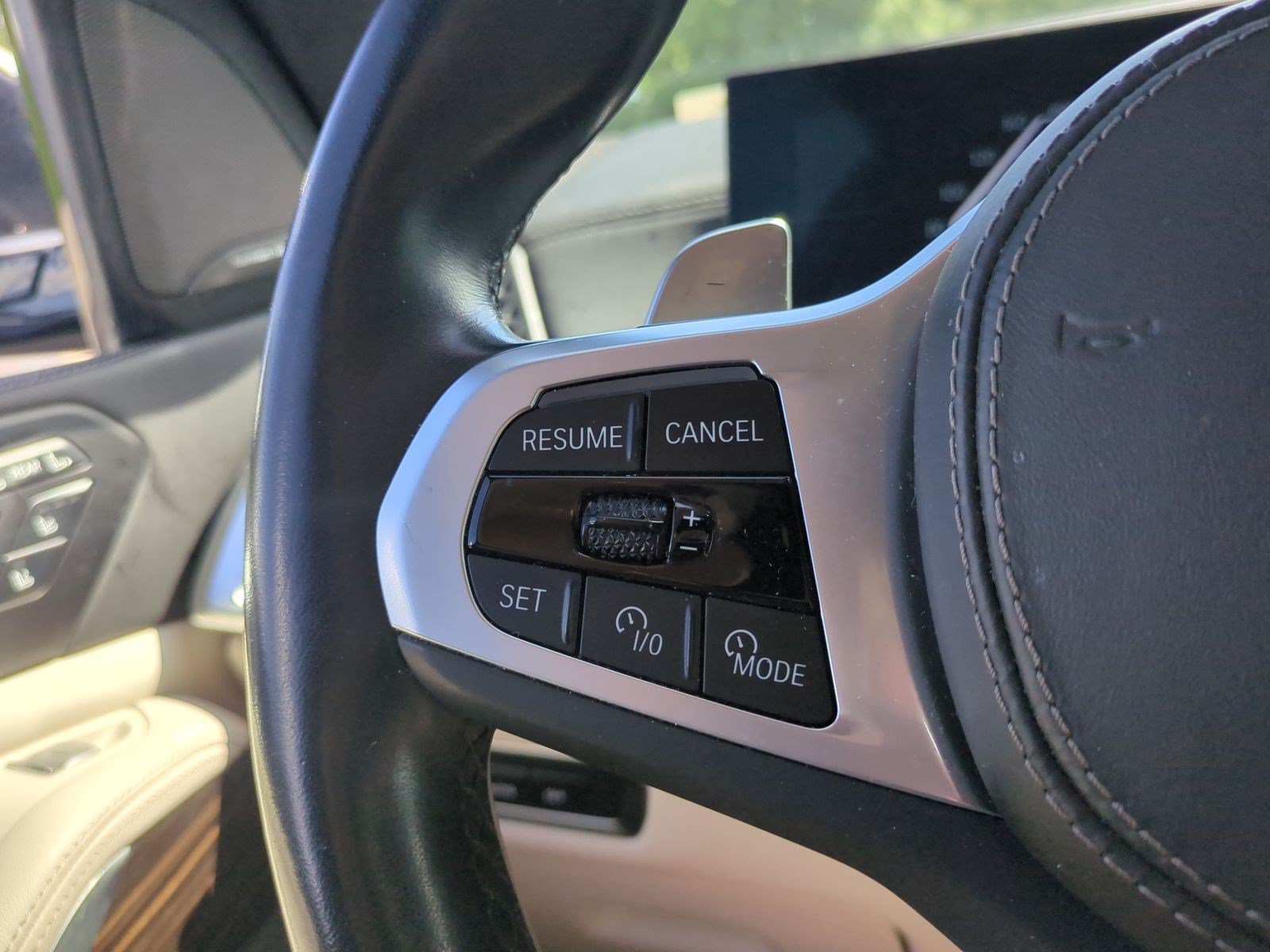 Used 2024 BMW X7 xDrive40i w/ Executive Package AWD/4WD image 19
